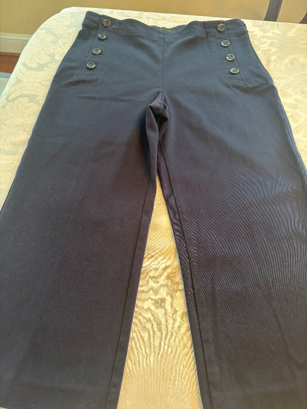 Ann Taylor Navy Cotton Blend Capris Size 12 Nautical